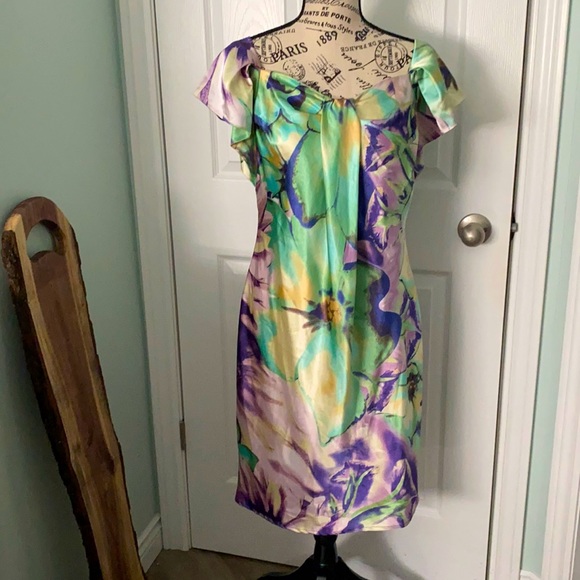 SALE💐Roulette Sz 6 dress - Picture 1 of 16